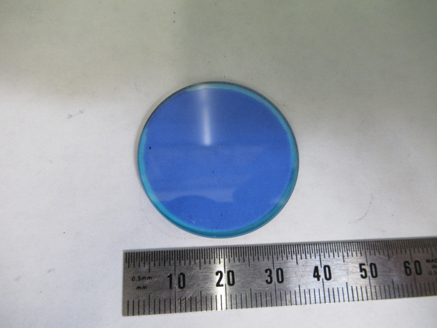OLD LEITZ WETZLAR BLUE GLASS FILTER OPTICS MICROSCOPE PART AS PICTURED X4-A-42