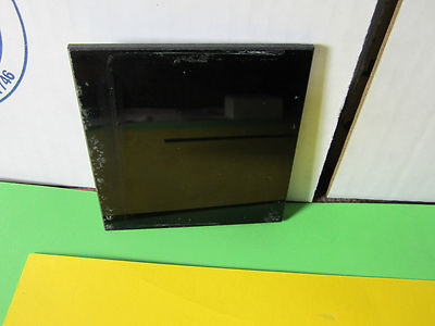 OPTISCHES GROSSES QUADRATISCHES GLAS DUNKELBLAUER FILTER LASEROPTIK BIN#28-78