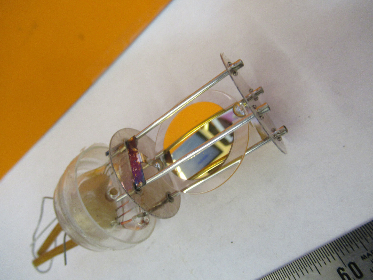 BROKEN BLILEY BG98A 1 MHz QUARTZ CRYSTAL GLASS PKG FREQUENCY AS PICTURED 1-DT-4