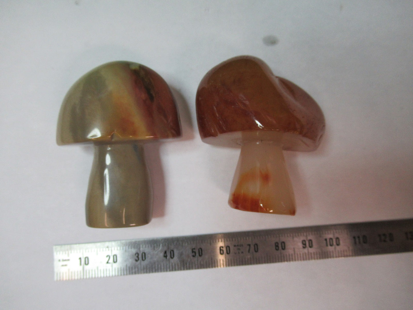 AGATE MUSHROOM SHAPE LOT MINERAL SAMPLE BEAUTIFUL SPECIMEN AS PICTURED T7-FD-81