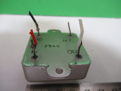 CTS KNIGHTS QUARTZ OSCILLATOR FREQUENCY 5 MHz VINTAGE AS PICTURED W1-B-02