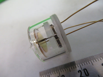 SPACE 10.24 MHz QUARTZ CRYSTAL FREQUENCY CONTROL BLILEY BG61 GLASS PCK 82-A-91
