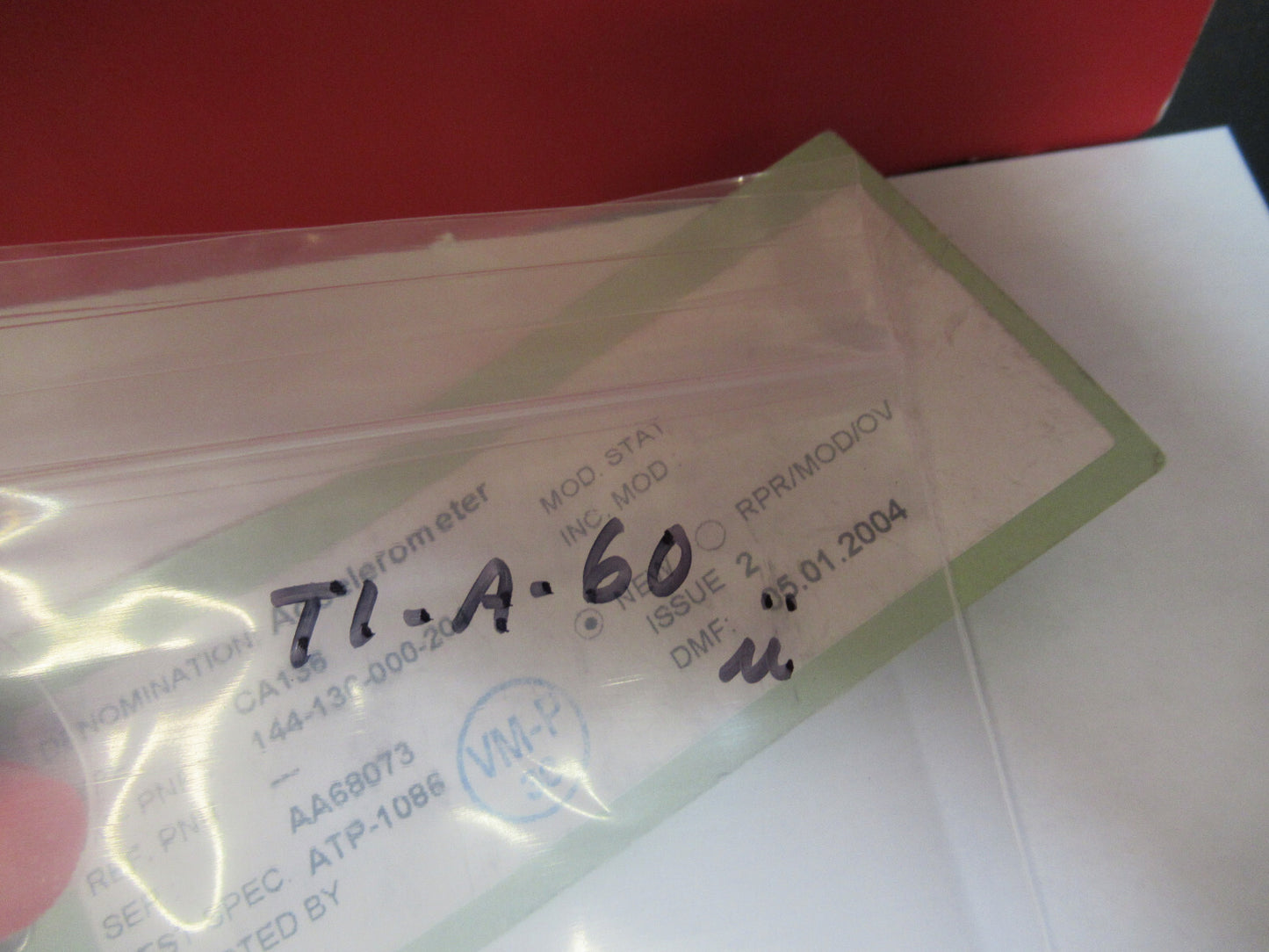 MEGGITT VIBRO-METER CA136 144-136-000-204 TURBINE ACCELEROMETER AS PIC T1-A-60