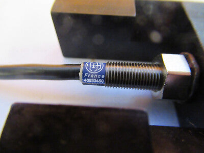 TELEMECANIQUE INDUCTIVE PROXIMITY SENSOR XS1N05 MOUNTED  AS PICTURED R5-A-52