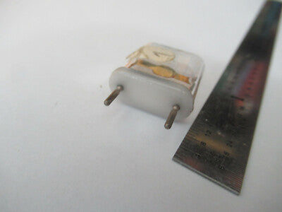 QUARTZ CRYSTAL FREQUENCY CONTROL BLILEY BG27 GLASS PACKAGE AS PICTURED &F2-A-84
