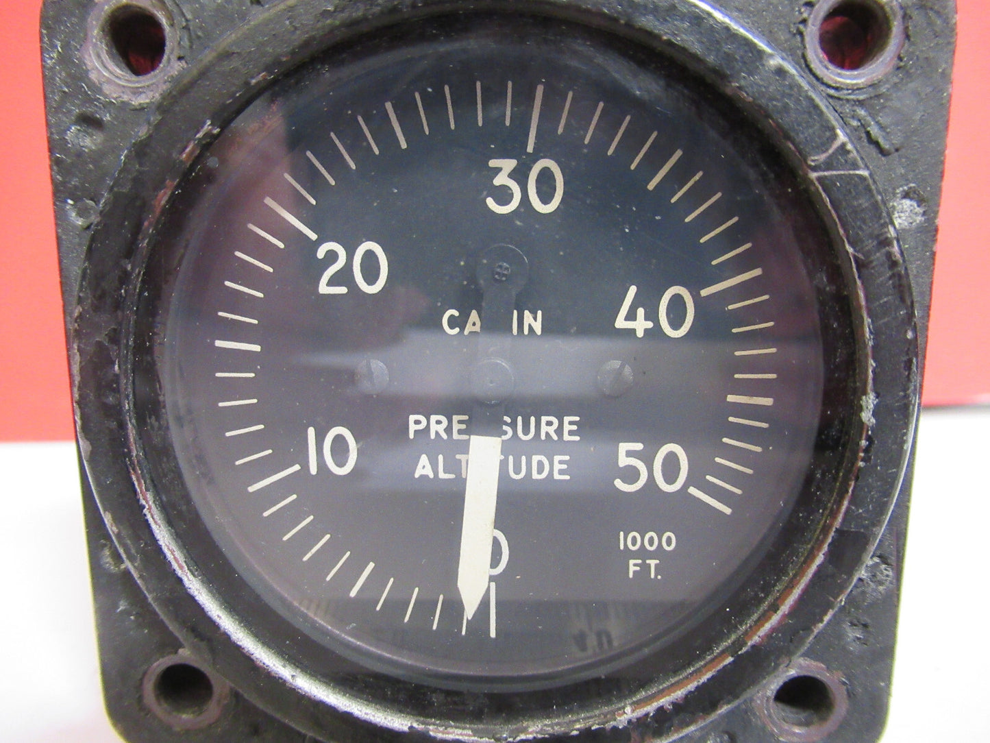 INDICATOR PRESSURE ALTITUDE CABIN KOLLSMAN 128SCA109-1  AS PICTURED  T1-A-43