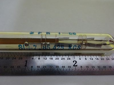 ANTIQUE QUARTZ RADIO CRYSTAL SFR GLASS ENVELOPE FREQUENCY CONTROL #W7-38