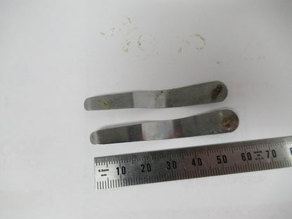 AO SPENCER PAIR CLIPS VINTAGE MICROSCOPE PART AS PICTURED W1-A-10