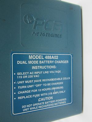 PCB PIEZOTRONICS 488A02 POWER SUPPLY for ACCELEROMETER MICROPHONE BIN#A1-P-98