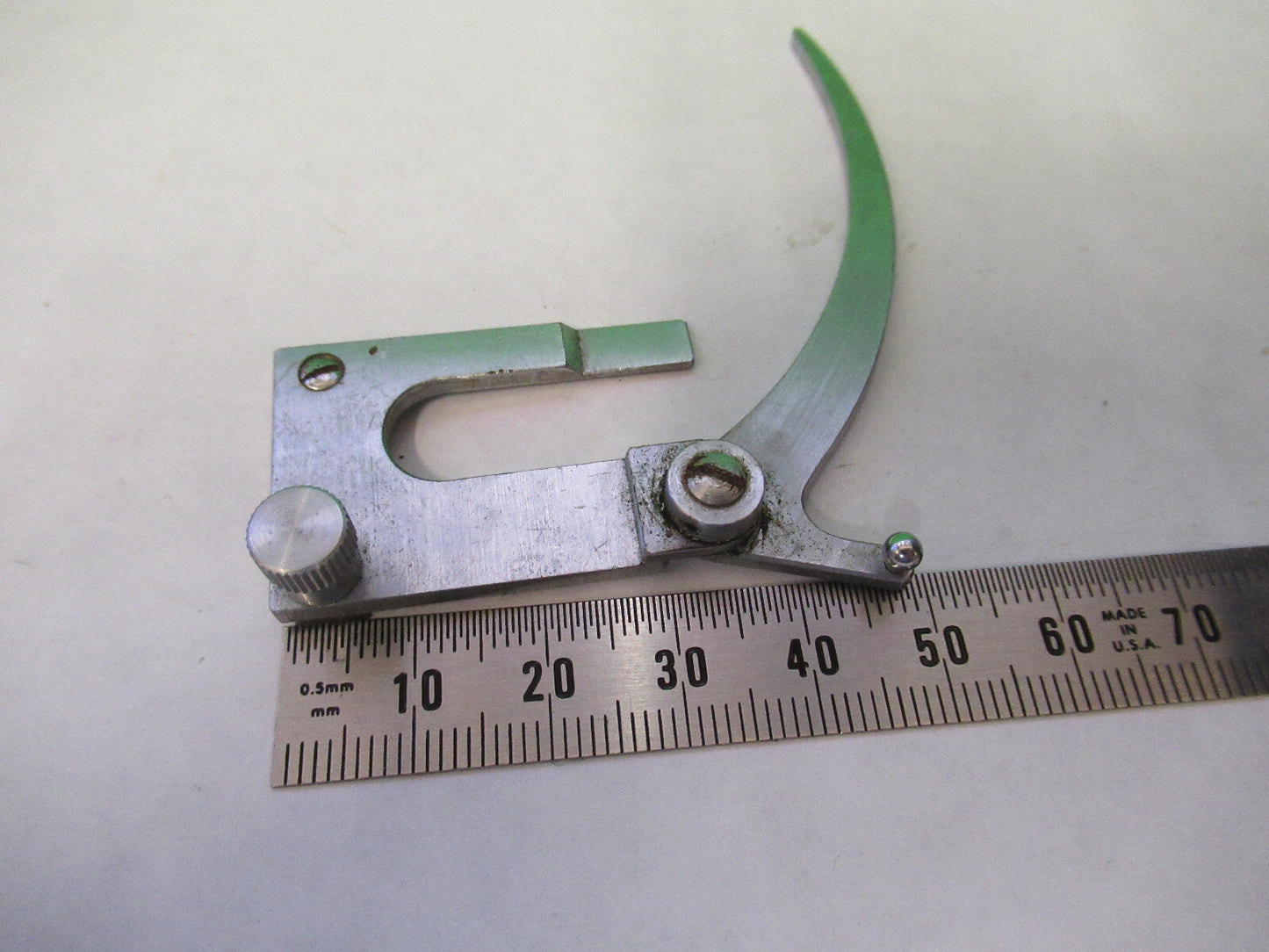 OLYMPUS JAPAN CLIP STAGE MICROSCOPE PART AS PICTURED 82-A-57