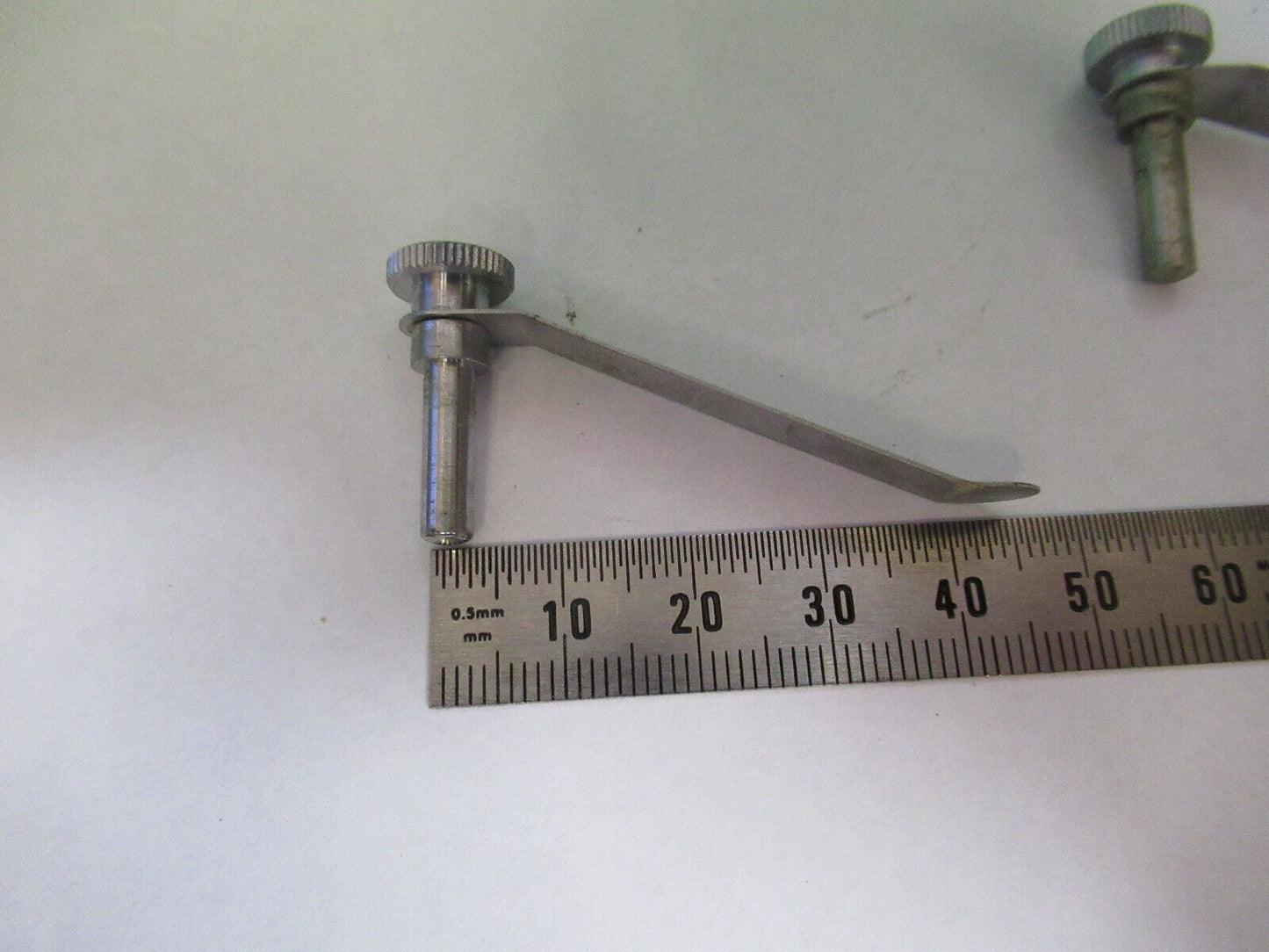 ERNST LEITZ GERMANY PAIR CLIPS STAGE MICROSCOPE PART AS PICTURED #R7-B-10x