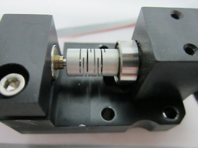 OPTISCHE BEFESTIGUNG DREHBARE SWISS MOTOR LASEROPTIK AS IS BIN#J8-02