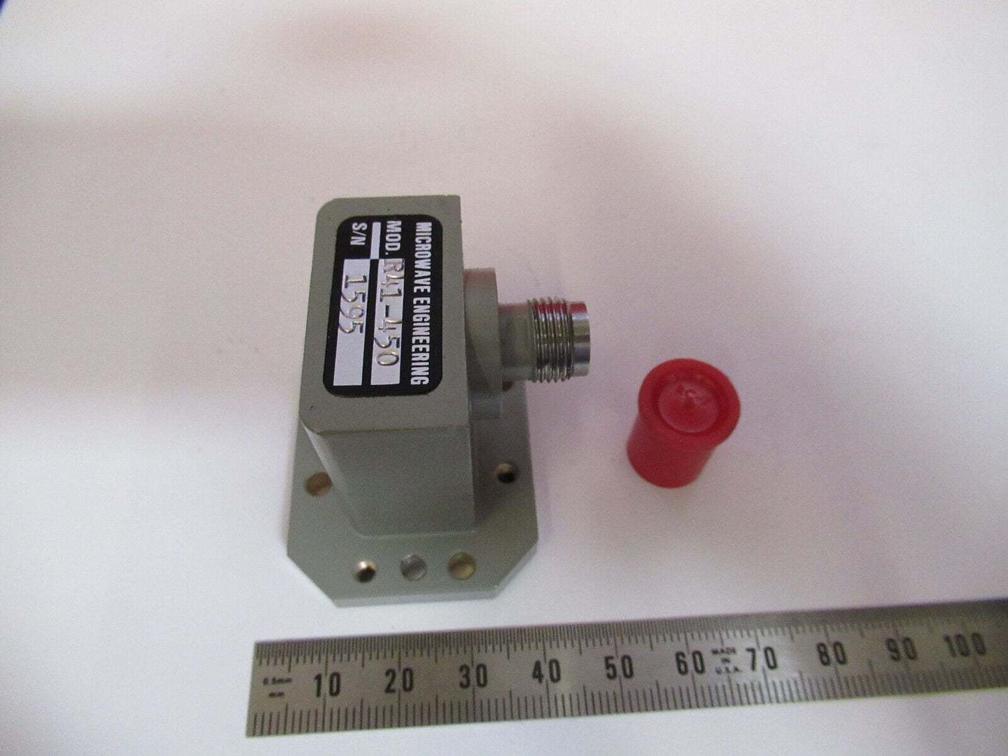 R41-450 MICROWAVE ENGINEERING RF FREQUENCY AS PICTURED  Y4-A-35
