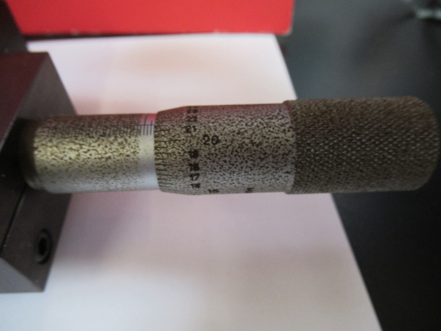BARNES  WILDER STAGE XY TABLE WORKS OK  MICROSCOPE PART AS PICTURED  S3-B-87