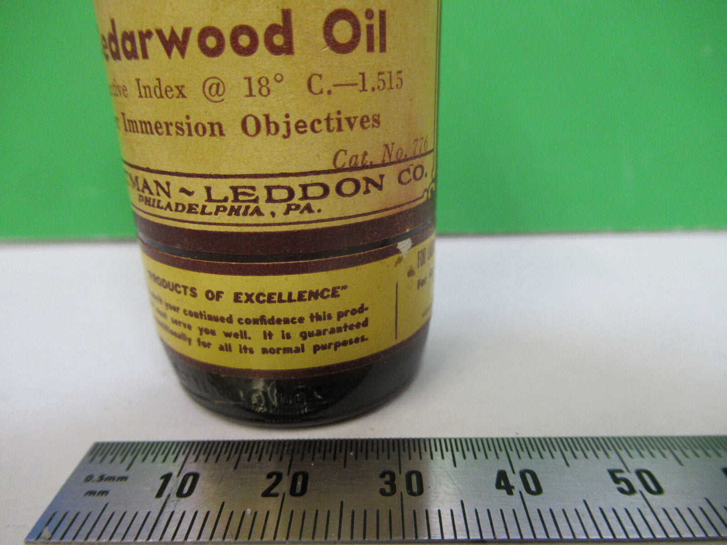 CEDARWOOD HARTMAN LEDD IMMERSION OIL BOTTLE MICROSCOPE PART AS PICTURED &S2-C-97