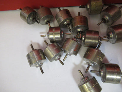 QUARTZ CRYSTALS LOT 1950's CR TYPE  FREQUENCY CONTROL RADIO AS PICTURED X3-B-09