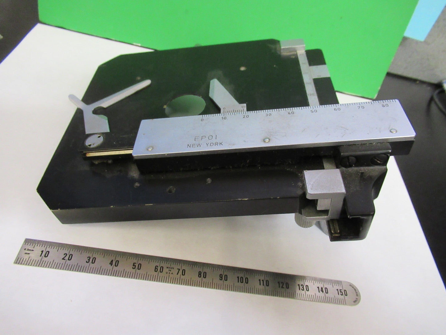 NIKON EPOI JAPAN  XY STAGE TABLE MICROSCOPE PART AS PICTURED T7-FD-94