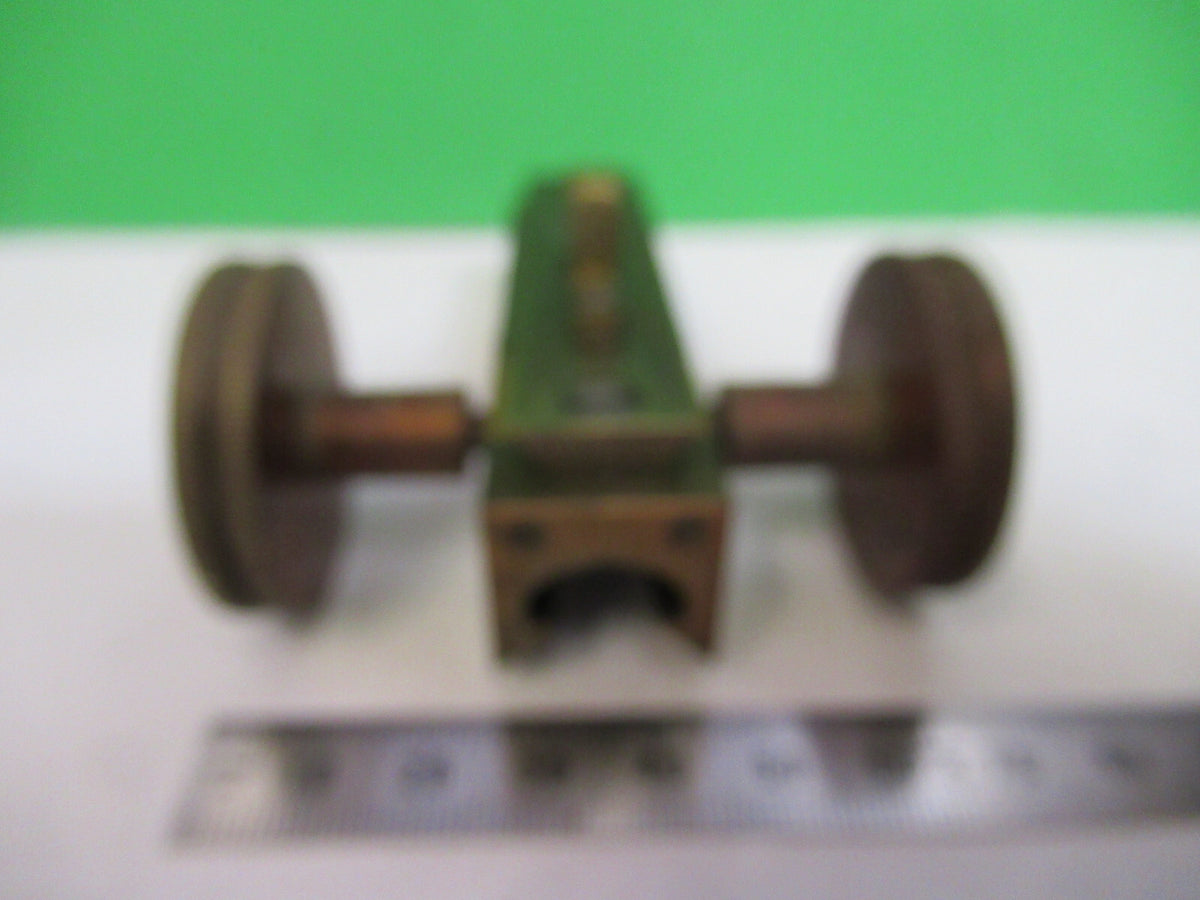 ANTIQUE BAUSCH LOMB MACRO STAGE KNOBS BRASS MICROSCOPE PART AS PICTURED S7-A-01