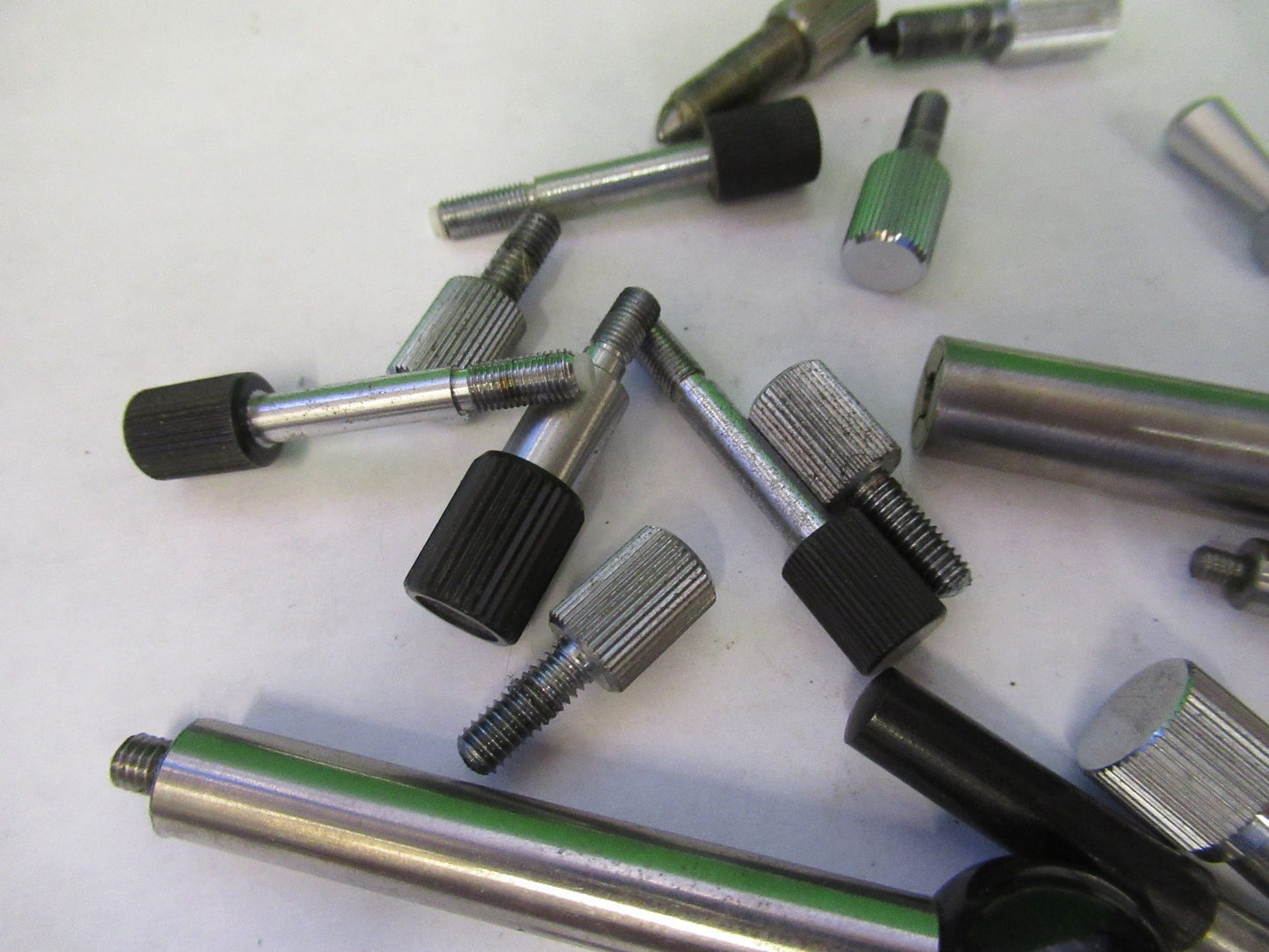 ASSORTED LOT SPECIALTY SCREWS WILD AUS JENA OLYMPUS ETC MICROSCOPE PART T2-A-70