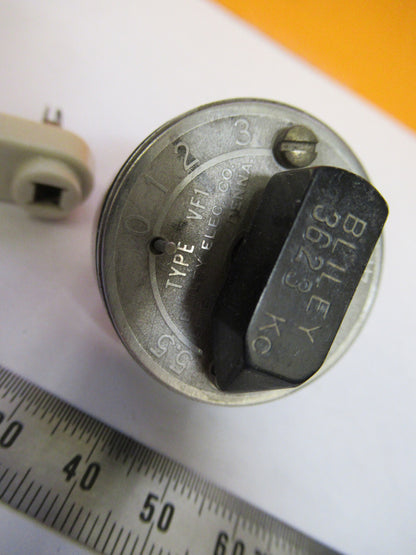 BLILEY RESONATOR QUARTZ CRYSTAL VF1 VARIABLE FREQUENCY AS PICTURED Y1-A-36