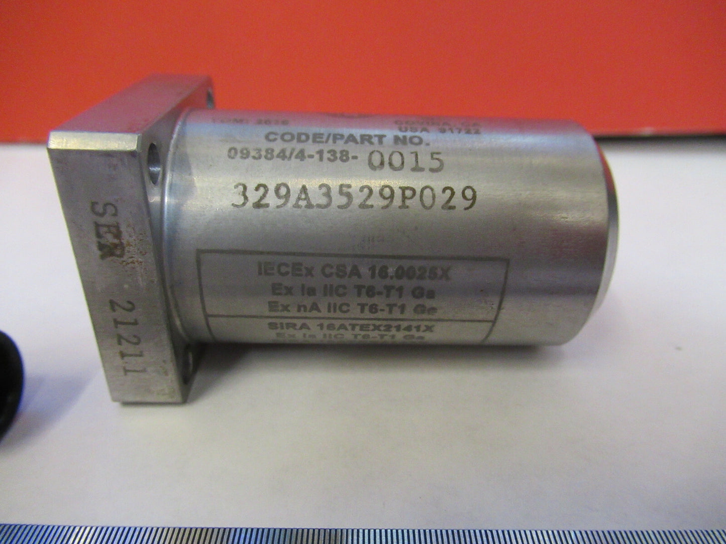 AIRCRAFT TURBINE VELOCITY SENSOR CEC 4-138-0015 150 mV/ips AS PICTURED &87-FT-00