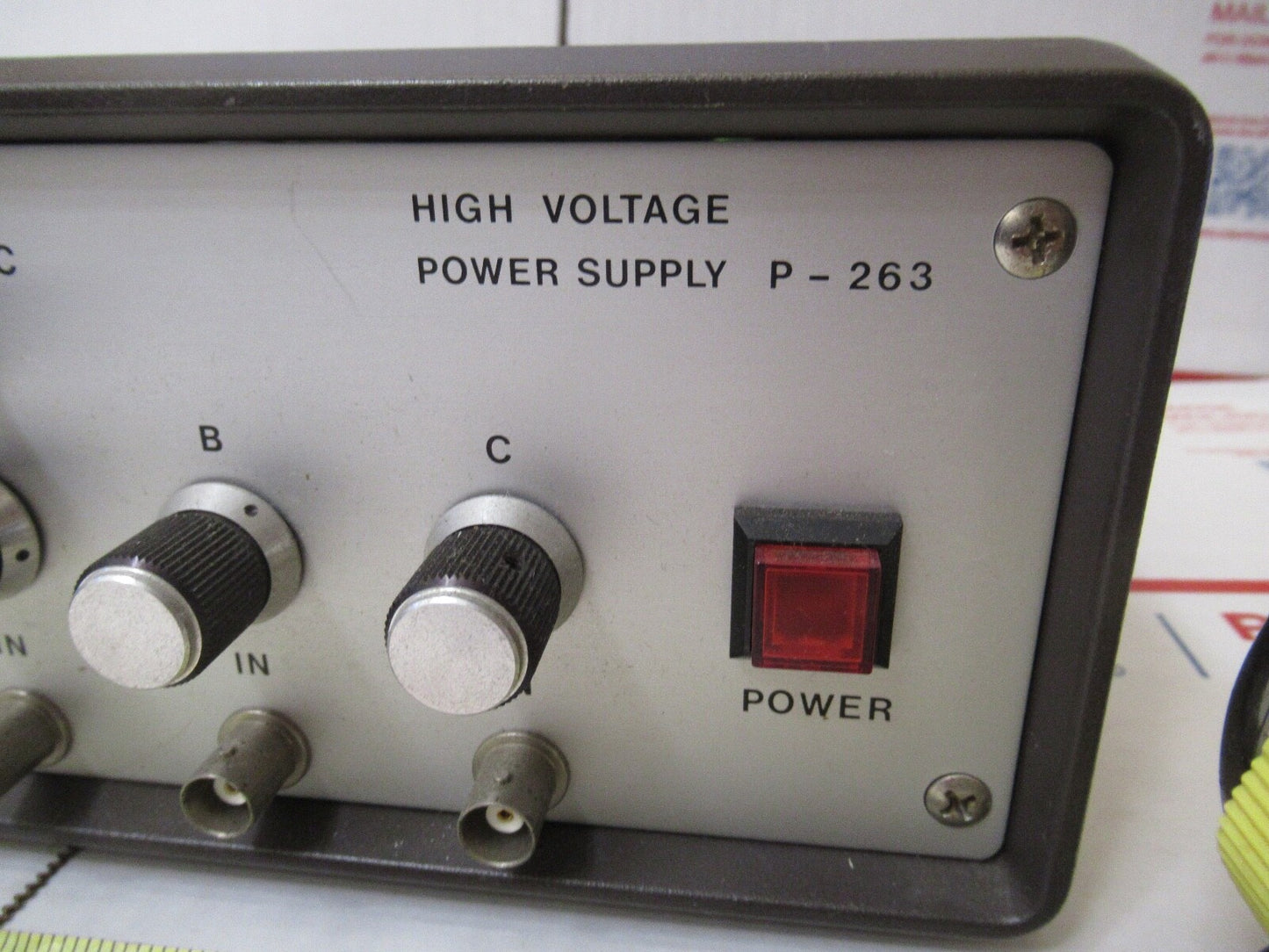 PHYSIK INSTRUMENTE P-263 PIEZO HIGH VOLTAGE GERMAN POWER SUPPLY AS PICTURED TD-4