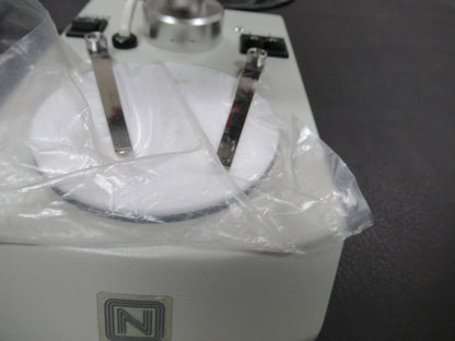 NATIONAL STEREO MICROSCOPE GOOD CONDITION  BOTH LAMPS WORK AS PICTURED TC-3