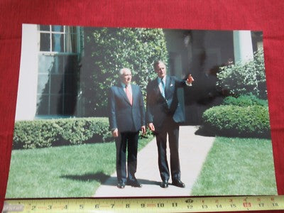 LARGE COLLECTABLE RUSSIA GORBACHEV USA BUSH b WH MEETING VINTAGE PHOTOGRAPH &BLI