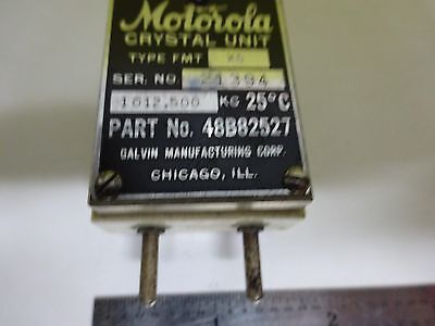 ANTIQUE QUARTZ RADIO CRYSTAL U.S. 1944 MOTOROLA WWII FREQUENCY CONTROL #W7-54