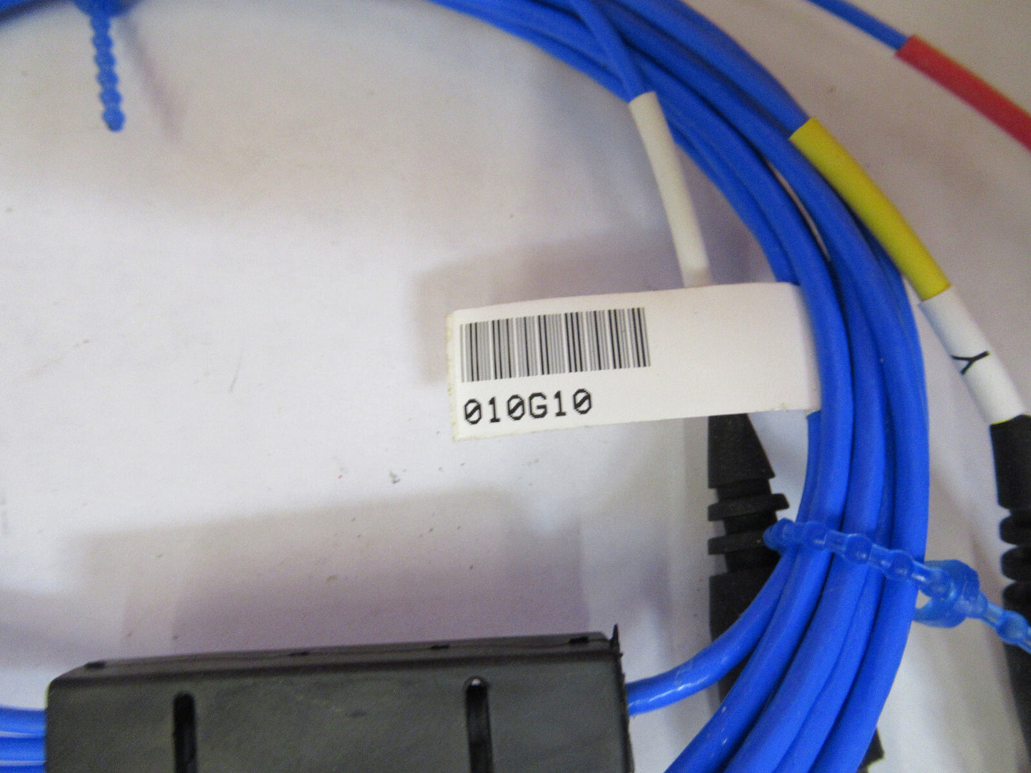 PCB PIEZOTRONICS 010G10 10ft TRIAXIAL CABLE for ACCELEROMETER PICTURED 47-FD-16