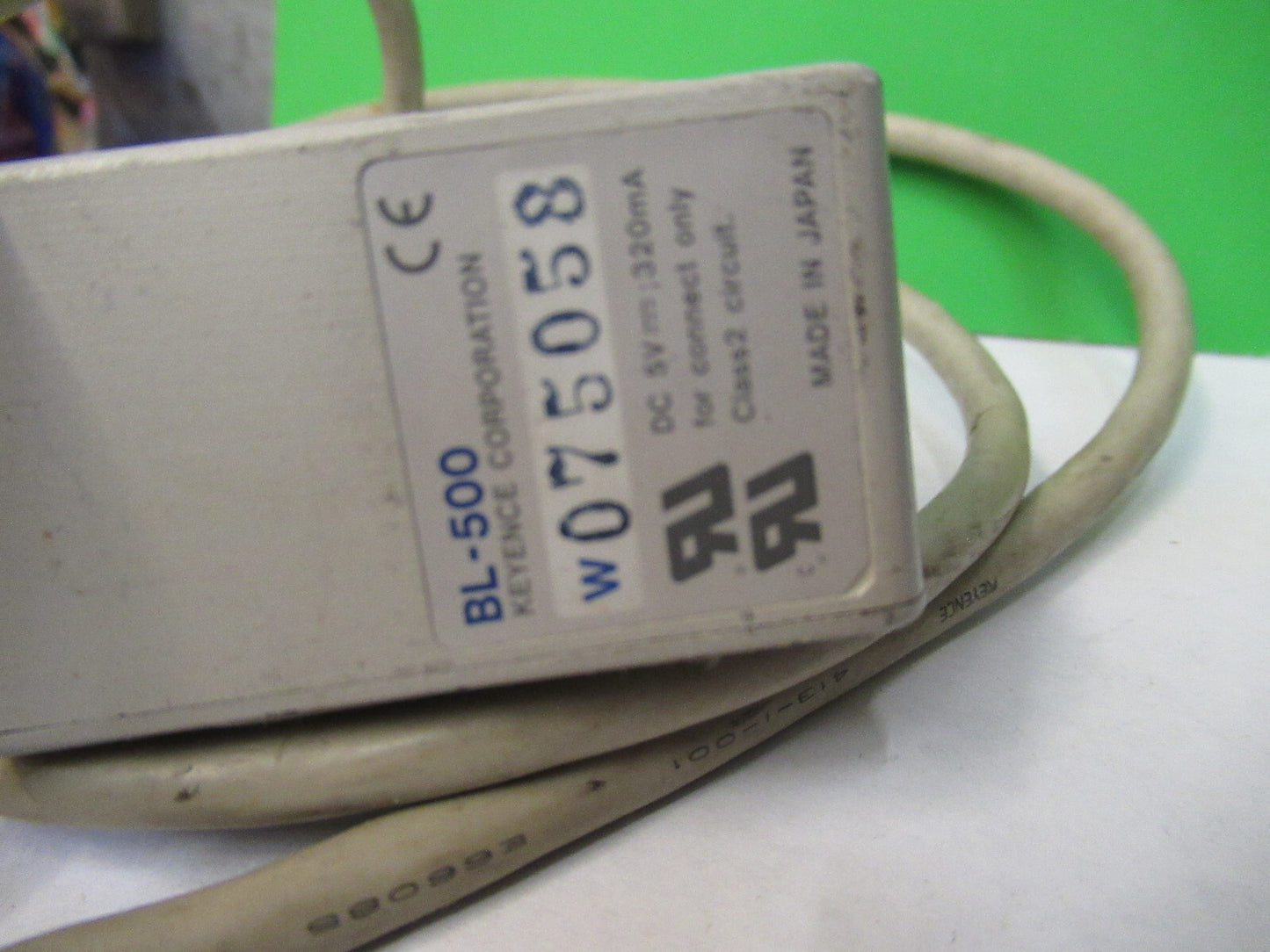 KEYENCE BL-500 LASER POSITIONING SENSOR AS PICTURED S1-B-51