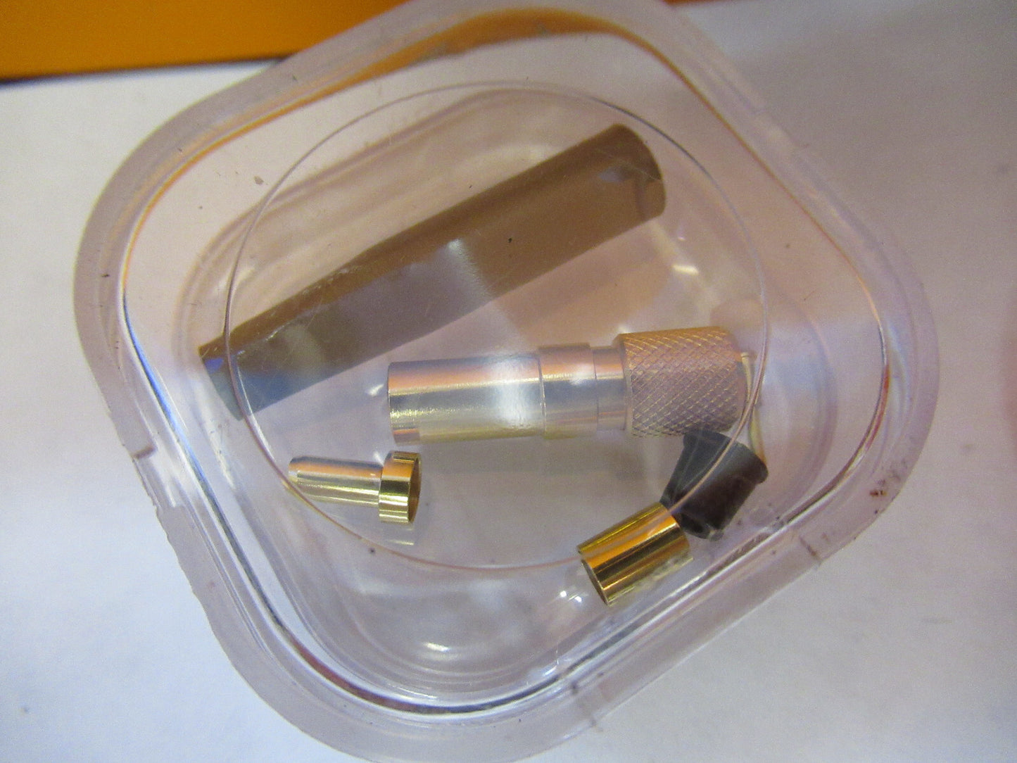 PCB PIEZOTRONICS ENDEVCO ACCESSORIES STUDS WAX 10-32 CONNECTOR AS PIC 47-FD-22