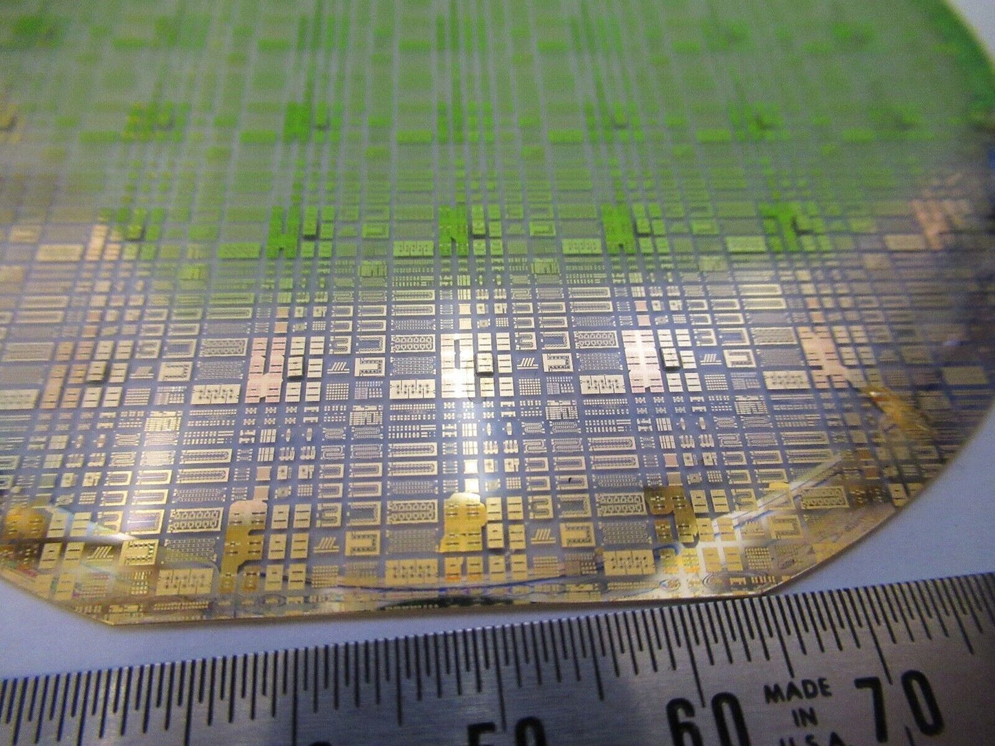 SAPPHIRE WAFER + COMPONENTS COLLECTABLE AS PICTURED G5-A-77