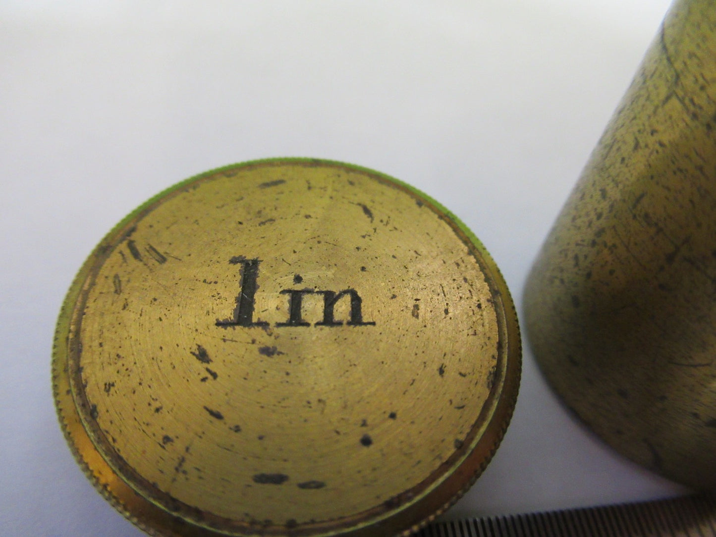 ANTIQUE BRASS EMPTY 1m UK OBJECTIVE CANISTER MICROSCOPE PART Y3-B-24