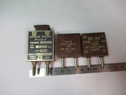 ANTIQUE WWII SIGNAL CORP RESONATOR QUARTZ  FREQUENCY CONTROL AS PICTURED T5-A-98