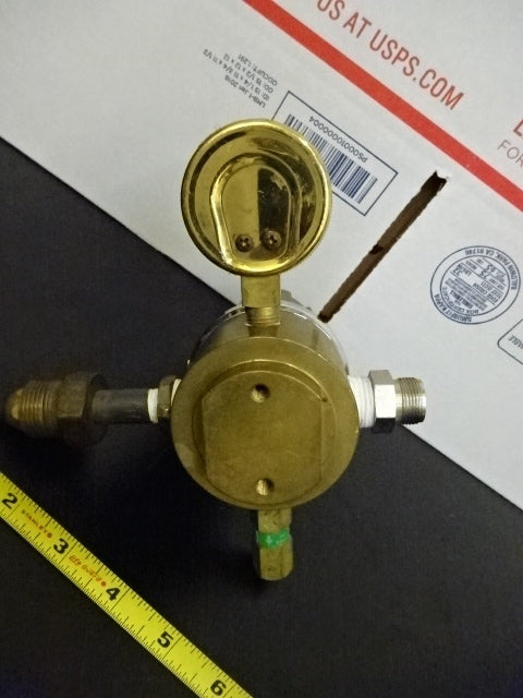 PRAXAIR MANOMETER REGULATOR VALVE GAS PROCESS CONTROL AS IS #78-02
