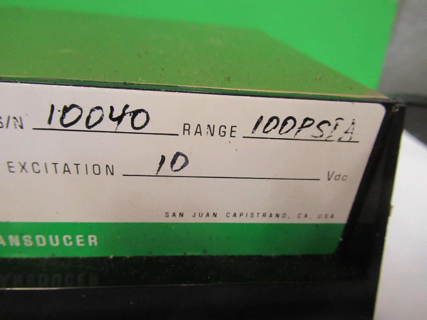 ENDEVCO MEGGITT 8541-100 PRESSURE SENSOR 100 psi  AS PICTURED G3-FT-15