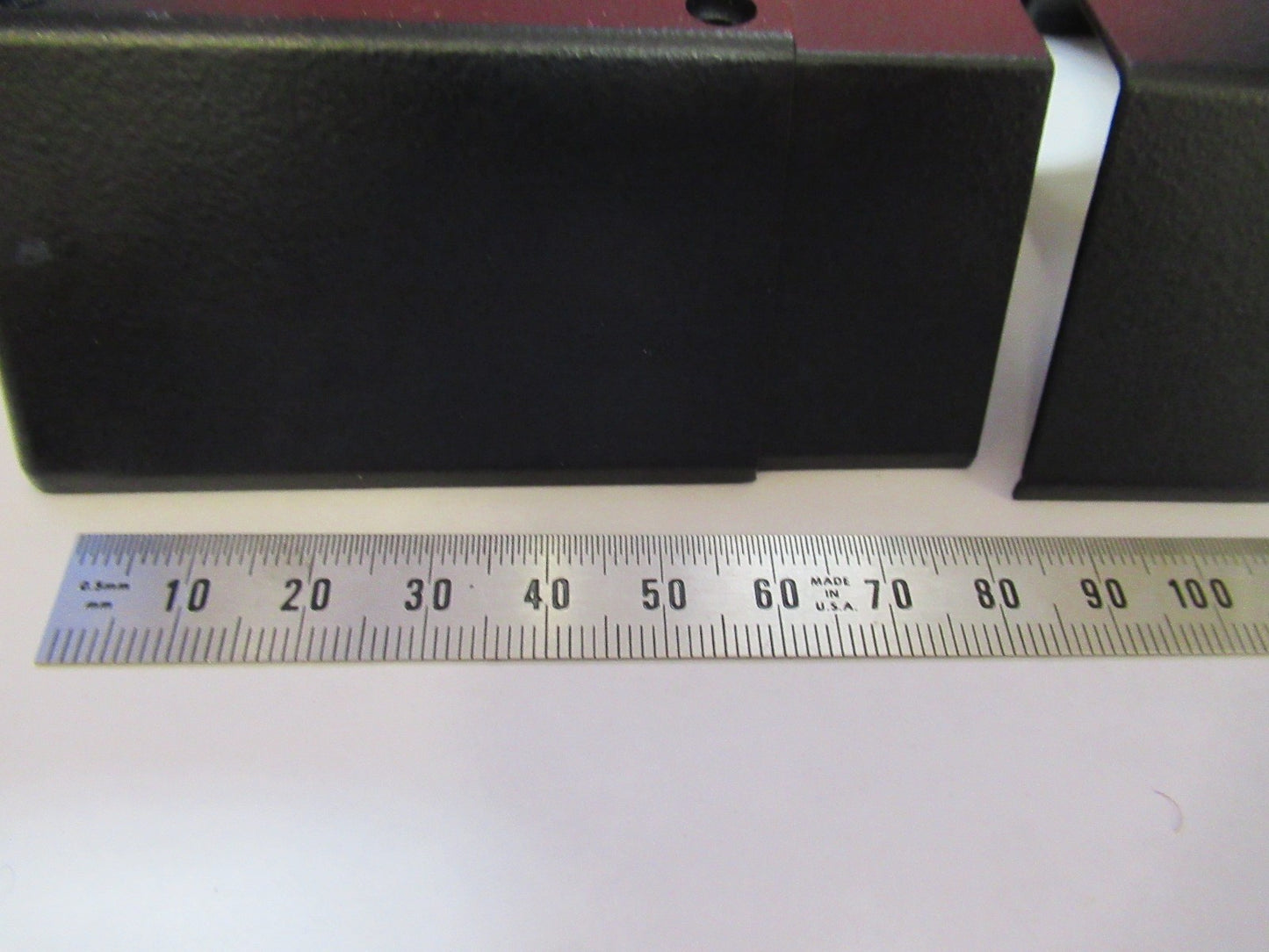 LEICA LEITZ GERMANY DMRB PLASTIC FRAME MICROSCOPE PART AS PICTURED T8-B-12