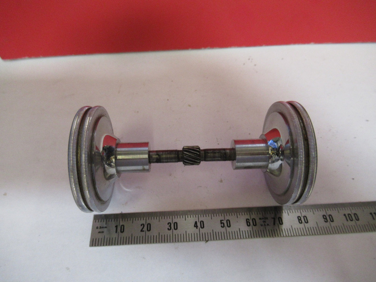 ANTIQUE BAUSCH LOMB SET OF KNOBS GEAR STAGE MICROSCOPE PART AS PICTURED V7-A-48