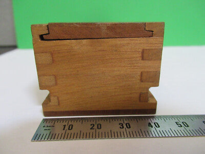 ANTIQUE ERNST LEITZ SMALL EMPTY WOOD BOX MICROSCOPE PART AS PICTURED Q9-A-54
