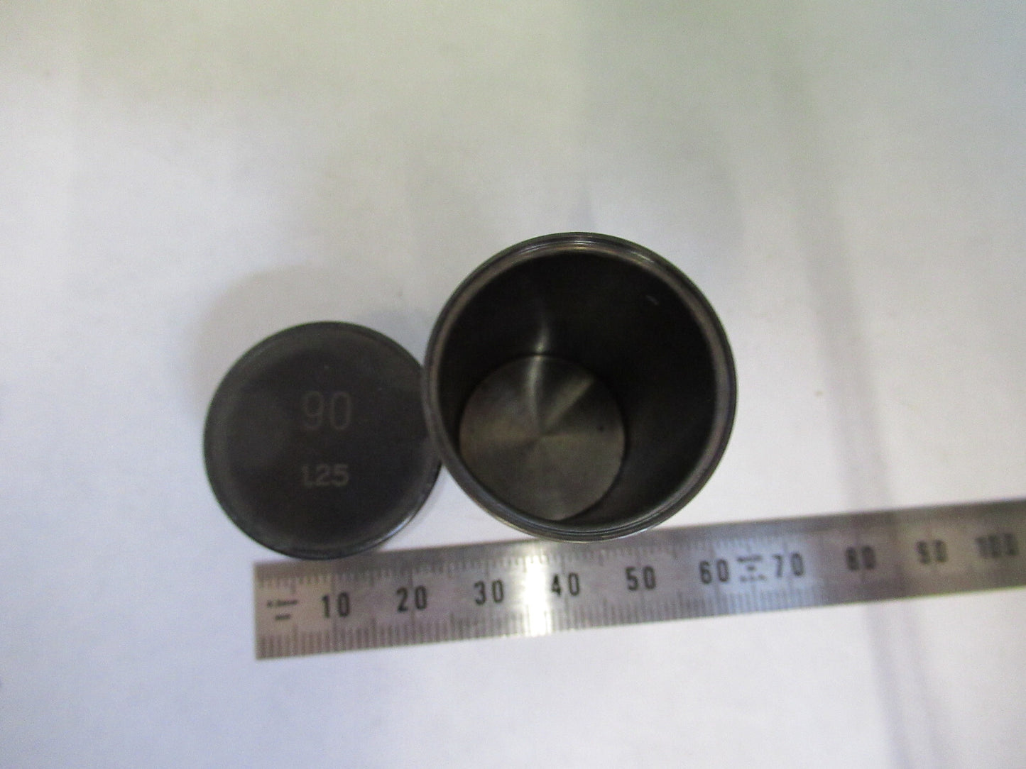 CARL ZEISS GERMANY EMPTY BRASS OBJECTIVE 90 CANISTER MICROSCOPE PART  B7-B-19