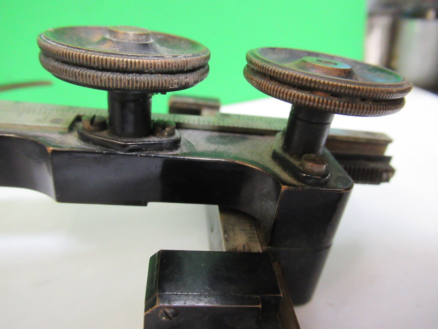 ANTIQUE  BAUSCH LOMB XY STAGE CLIPS MICROSCOPE PART AS PICTURED T4-A-44