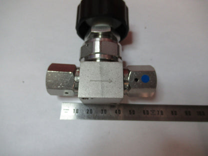 FUJIKIN VALVE JAPAN 316L PNEUMATICS CONTROL AS REMOVED  AS PICTURED  T7-A-14