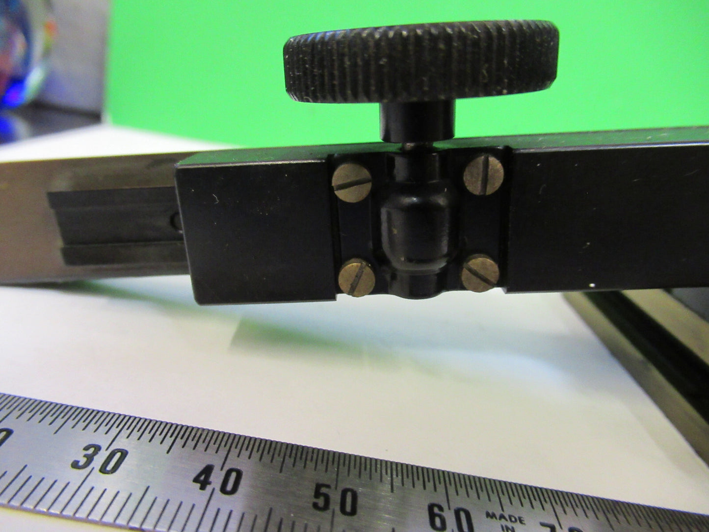 ANTIQUE BAUSCH LOMB FOR PARTS STAGE CLIPS MICROSCOPE PART AS PICTURED X7-A-61