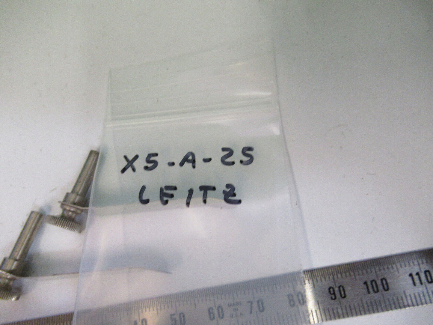 ANTIQUE ERNST LEITZ WETZLAR PAIR CLIPS STAGE MICROSCOPE PART AS PICTURED X5-A-25