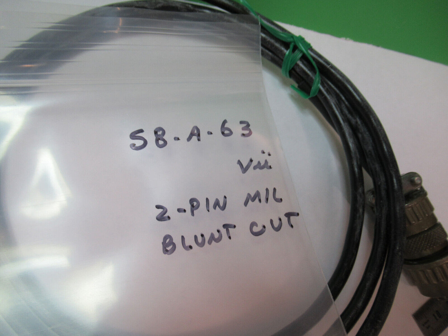 5 FEET CABLE MIL CONNECTOR TWO PINS for PIEZO ACCELEROMETER PICTURED S8-A-63