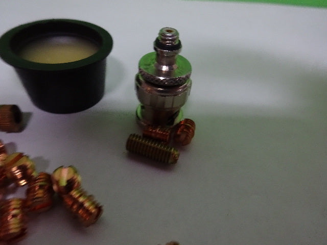 LOT STUDS 10-32 WAX ACCESSORIES BRUEL KJAER DENMARK ACCELEROMETER AS IS #9-DT-01