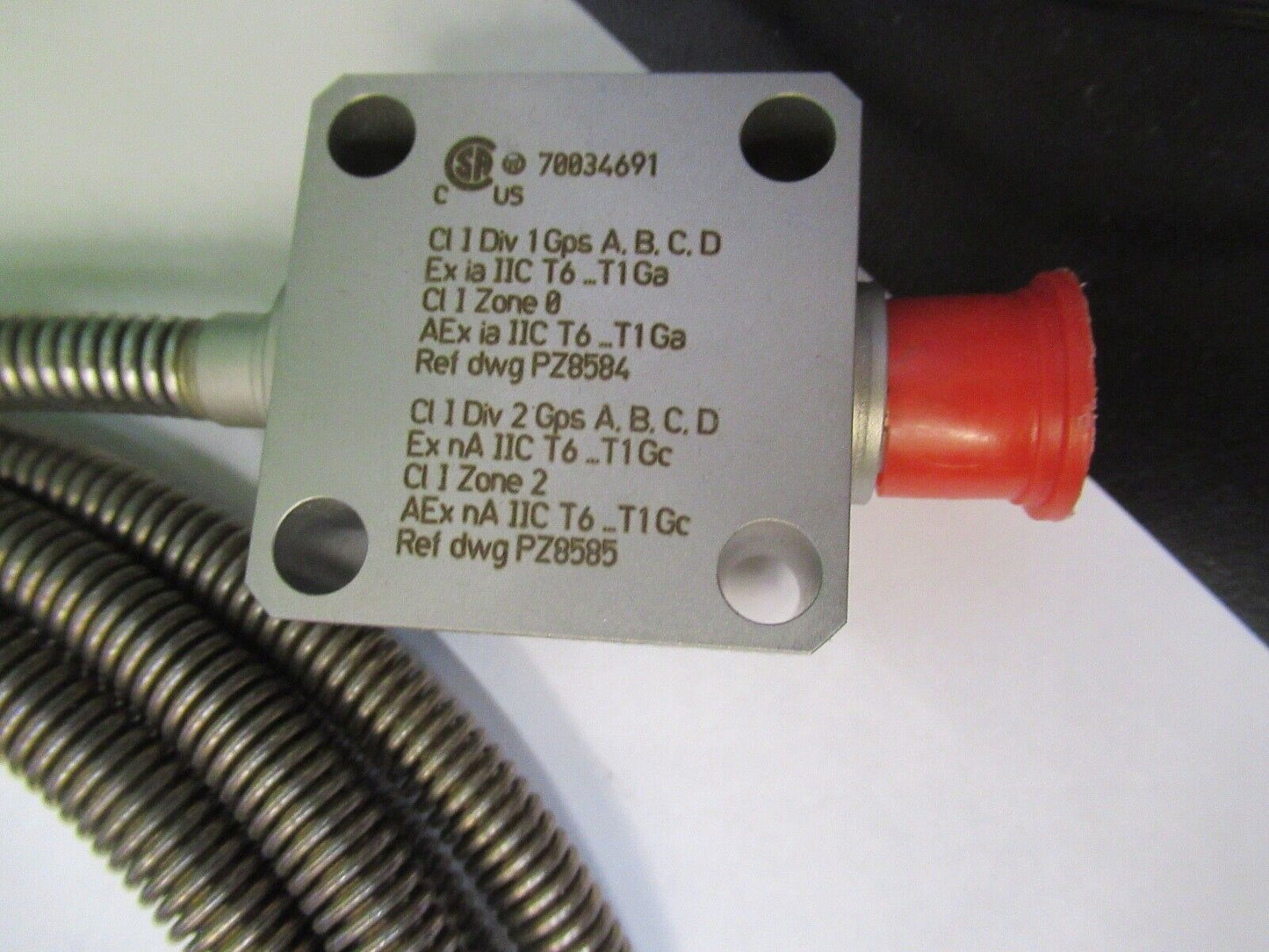 MEGGITT VIBRO-METER CE 134 444-134-000-145 ATEX ACCELEROMETER AS PICTURE 8X-A-14