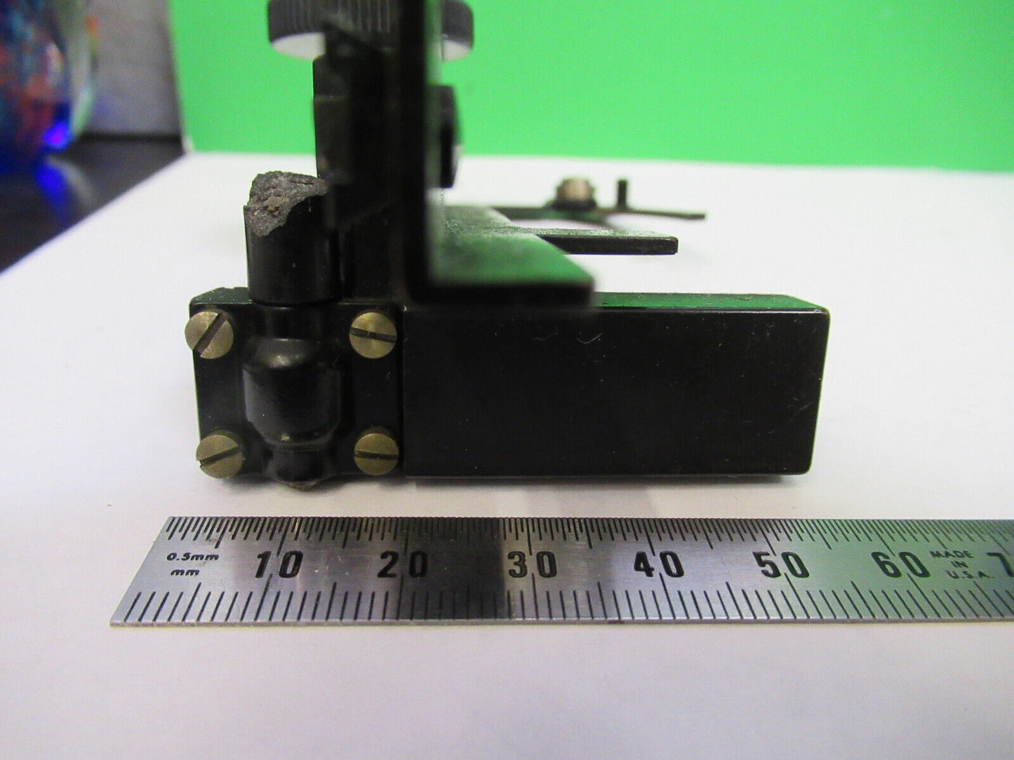 ANTIQUE BAUSCH LOMB FOR PARTS STAGE CLIPS MICROSCOPE PART AS PICTURED X7-A-61