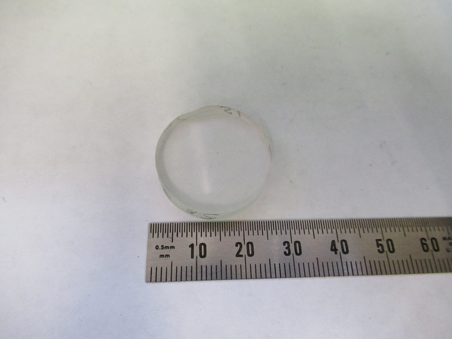 OPTICAL FILTER DIFFUSER FROSTED AND POLISHED SIDES OPTICS AS PICTURED X7-A-56